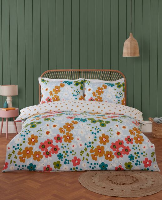 Rapport Home Betty Polyester Reversible Duvet Cover Set with Pillowcase - Size: Single - image 1