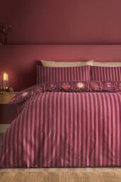 Catherine Lansfield Enchanted Witchcraft Reversible Halloween Duvet Cover Set in Plum - Size: Single - thumbnail 2