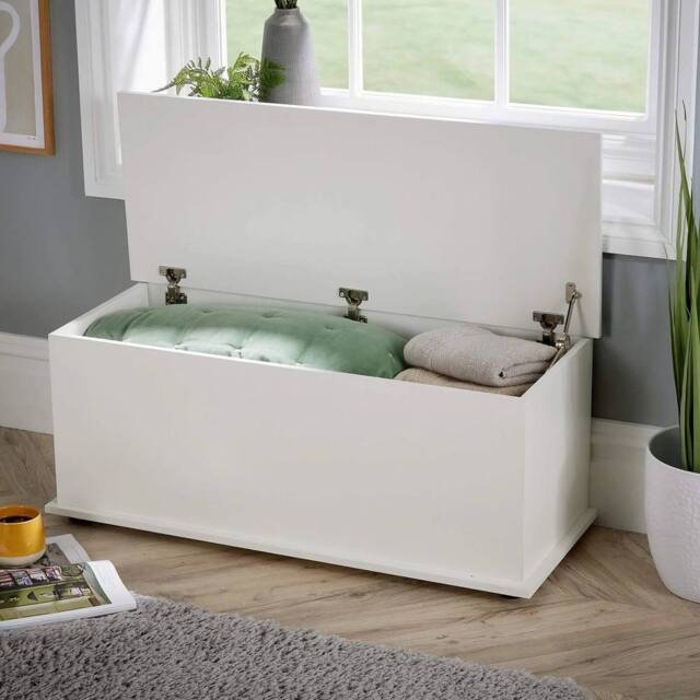 NESTLUNE White Storage Trunk Toy Chest Bedding or Blanket Box - Size: 100 cm x 100 cm - image 1