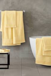Catherine Lansfield 'Zero Twist' Hand Towel in Yellow - thumbnail 3