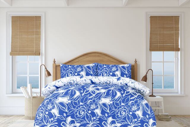 Smart Living Luxury Super Soft Reversible Hawaiian Tropic Duvet Cover with Pillowcase in Blue - Size: Double - image 1