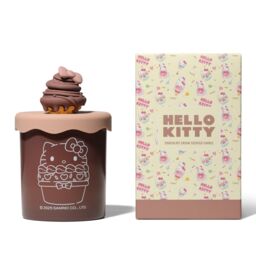 Hello Kitty Chocolate Cream Candle with Silicone Lid & Warm Scent in Brown - Size: Medium - thumbnail 5