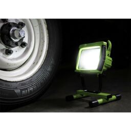 Loops Rechargeable Portable Floodlight - 30 SMD LED - Weatherproof - 1000 Lumens - thumbnail 3