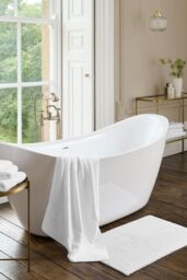 CHRISTY Reversible Hygro Luxury 100% Cotton 1800GSM Bath Rugs in White - thumbnail 4