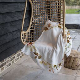 Benjamin Tate Design Autumn Flowers Blanket in Natural - Size: 120 cm x 150 cm - thumbnail 4