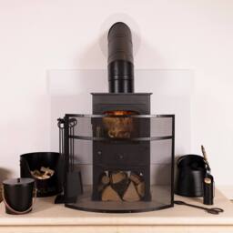 Charles Bentley Hornbeam Fireguard Iron Contemporary Curved Design Black Boarder Silver Mesh - thumbnail 2