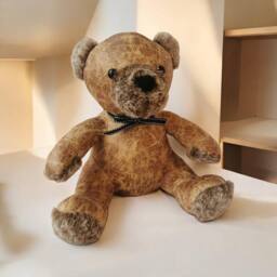 Minster Teddy Bear Door Stop - L13 x W20 x H32 cm - Brown - thumbnail 2
