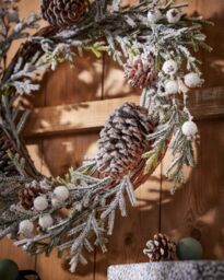 Dibor Giant Snowdrift Xmas Decor Wreath Front Door Christmas Wreath 50cm in White - thumbnail 6
