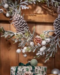 Dibor Giant Snowdrift Xmas Decor Wreath Front Door Christmas Wreath 50cm in White - thumbnail 5