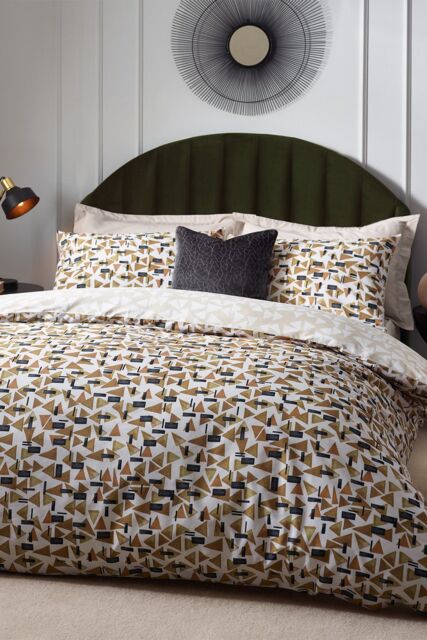 HOEM City Abstract Geometric Cotton Rich Reversible Duvet Cover Set in Light Brown - Size: Super King - image 1