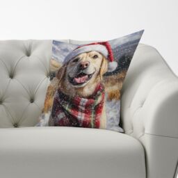 Warren Reed - Designer Christmas Yellow Labrador Cushion - Size: 60 cm x 60 cm - thumbnail 3