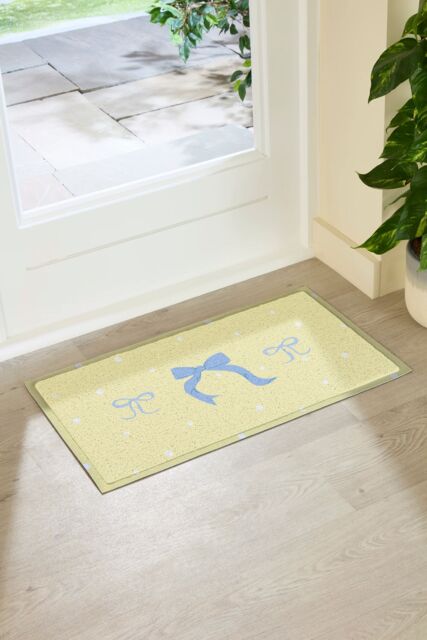 Artsy Mats Butter Yellow Bow Indoor Outdoor Doormat (70 x 40cm) - Size: 40 cm x 70 cm - image 1