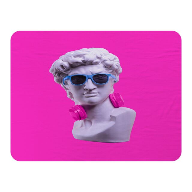 Benjamin Tate Design Plaster statue of David's head in blue sunglasses Designer Blanket in Natural - Size: 120 cm x 150 cm - image 1