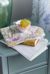 Appletree 'Arianna' 100% Cotton Country Garden Print Duvet Cover Set in Natural - Size: Super King - thumbnail 4