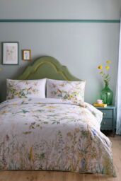Appletree 'Arianna' 100% Cotton Country Garden Print Duvet Cover Set in Natural - Size: Super King - thumbnail 1