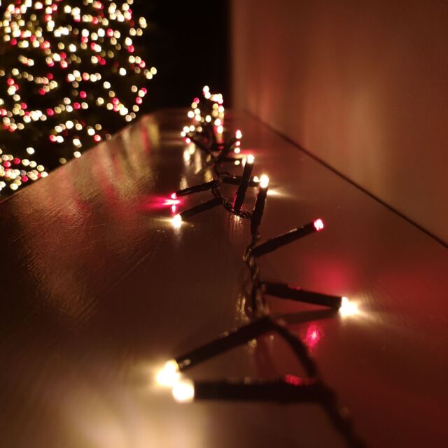 Samuel Alexander 50m 2000 LED TreeBrights Christmas String Lights with Timer in Red & Vintage Gold - image 1