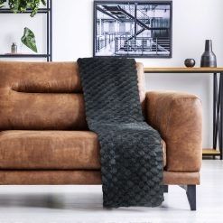 New Edge Blinds Leah Collection Deluxe Throw in Black - Size: 140 cm x 180 cm - thumbnail 3
