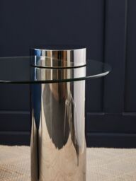 Orsina Clear Glass Side Table with Silver Base, Round Tempered Glass C‑Shape Accent Table, Steel Silver‑Finish - thumbnail 4