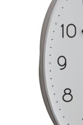 Orsina Elko Oval Wall Clock in Silver - thumbnail 3