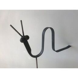 Poppyforge Worm Garden Art - Steel - W53.3 x H53.3 cm - Bare Metal/Ready to Rust in Black