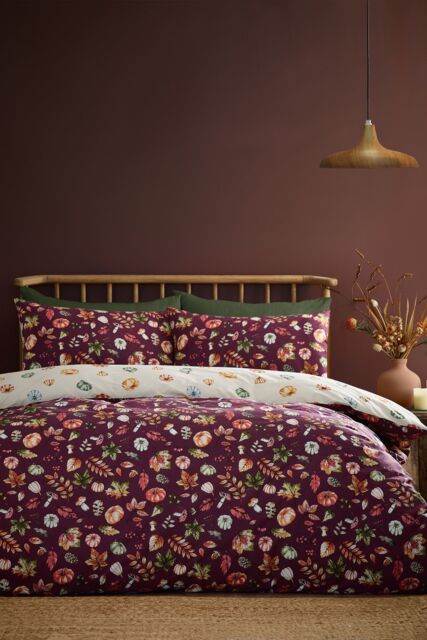 Catherine Lansfield 'Autumn Pumpkins' Reversible Duvet Cover Set in Plum - Size: Double - image 1