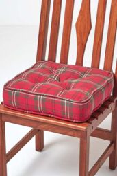Homescapes Edward Tartan Cotton Dining Chair Booster Cushion in Red - Size: 40 cm x 40 cm