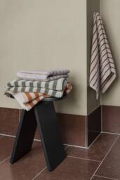 Blomus ARTO Towel 50 x 100 cm - Micro Chip/Tan in Tan - thumbnail 3