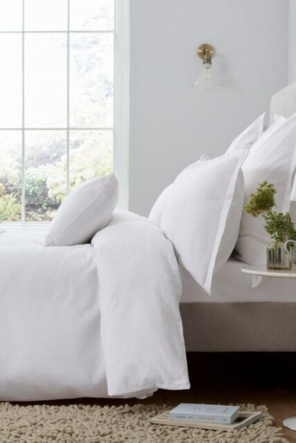 Murmur 'Ari' Cotton Duvet Cover in White - Size: Super King - image 1