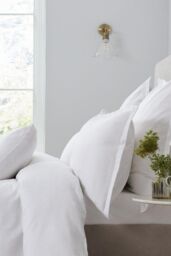 Murmur 'Ari' Cotton Duvet Cover in White - Size: Super King - thumbnail 2