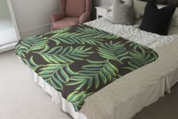 Benjamin Tate Design Green Palm Leaves Blanket in Natural - Size: 120 cm x 150 cm - thumbnail 3