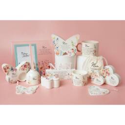 The Cottage Garden Mother's Day Ceramic Candle 100g - Nan in White - thumbnail 9