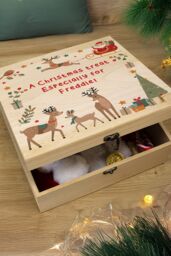 Personalised Memento Company Personalised Santa & Reindeer Christmas Eve Box in Light Brown - thumbnail 4