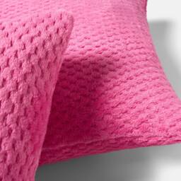 OHS 2 Pack of Waffle Fleece Square Cushion Covers in Bright Pink - Size: 45 cm x 45 cm - thumbnail 4