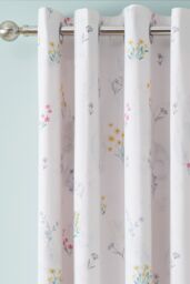 Catherine Lansfield 'Bunny Tails Ditsy Flowers' Fully Reversible Eyelet Curtains in Pink - Size: 168 cm width x 183 cm drop - thumbnail 4