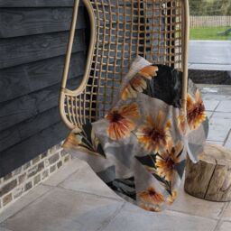 Benjamin Tate Design Geometric Floral Shapes Blanket in Natural - Size: 120 cm x 150 cm - thumbnail 4