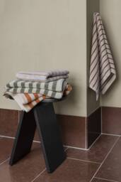 Blomus ARTO Bath Towel with Narrow Stripes 70 x 140 cm - Micro Chip/Tan in Light Grey - thumbnail 7