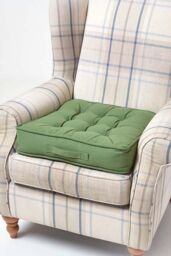Homescapes Cotton Armchair Booster Cushion in Dark Green - Size: 50 cm x 50 cm - thumbnail 1