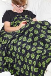 Just Essentials Game Over Print Reversible Fleece Blanket in Bright Green - Size: Small - thumbnail 3