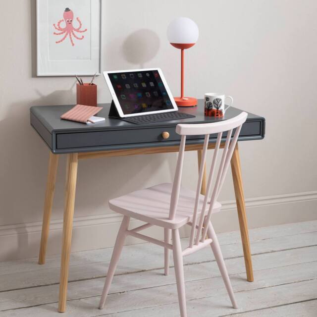 Nöa and Nani Frank Desk in Dark Grey and Natural Pine - image 1