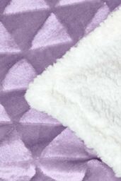 Homescapes Geometric Triangle Velvet Throw in Purple - Size: 160 cm x 200 cm - thumbnail 5