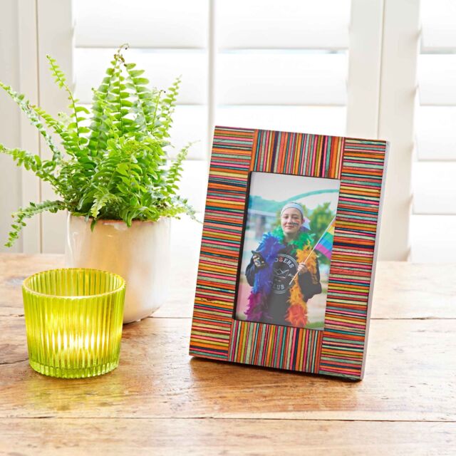 Paper High Dhari Multicoloured Stripe Papri Wood Photo Frame - Size: Large - image 1