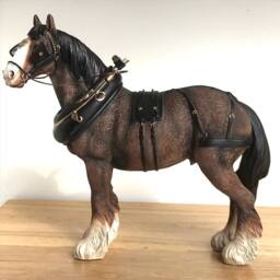 Animal Crackers Large Bay Shire Cart Heavy Horse In Harness Figurine By Leonardo in Brown - thumbnail 9