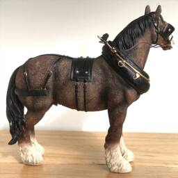 Animal Crackers Large Bay Shire Cart Heavy Horse In Harness Figurine By Leonardo in Brown - thumbnail 8