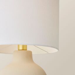 ValueLights Blair Natural Linen Shade Hand Finished Ceramic Stonewear Table Lamp with Bulb in Beige - thumbnail 4