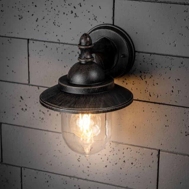 CGC Lighting 'Ryder' Antique Bronze Fisherman Lantern Wall Light - image 1
