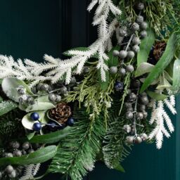 Scottish Everlastings Ltd 60cm Blueberry & Pine Wreath in Blue - thumbnail 3