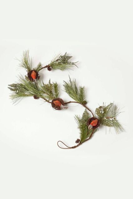 Homescapes Festive Christmas Garland Artificial Pine & Robins Nests 5ft in Green - image 1