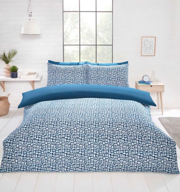 Rapport Home Pebbles Microfibre Reversible Duvet Cover Set with Pillowcase in Blue - Size: King - image 1