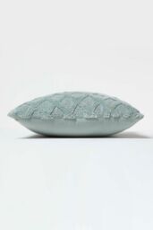 Homescapes Geometric Diamond Tufted Cotton Cushion in Green - Size: 45 cm x 45 cm - thumbnail 4
