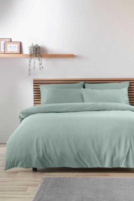 Catherine Lansfield So Soft Non Iron Duvet Cover Set in Green - Size: Super King - image 1